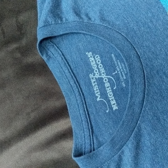 Mister Rogers' Neighborhood Tee-Shirt - Picture 3 of 10